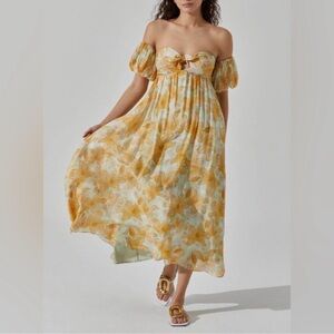 ASTR The Label Off  Shoulder Floral Shirred Midi Dress‎ Yellow Green Size Medium